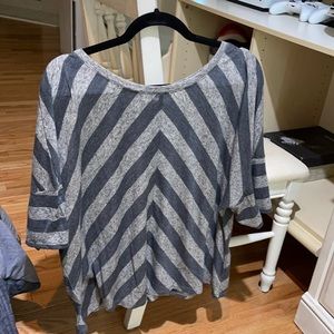 BCBG Generation top size xs/s junior girl,